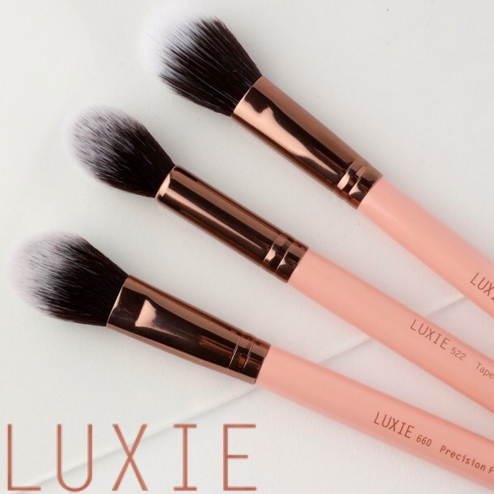 LUXIE 3 PIECE CLASSIC BRUSH—FACE SET!! (THESE ARE NO LONGER AVAILABLE ONLINE)!!
